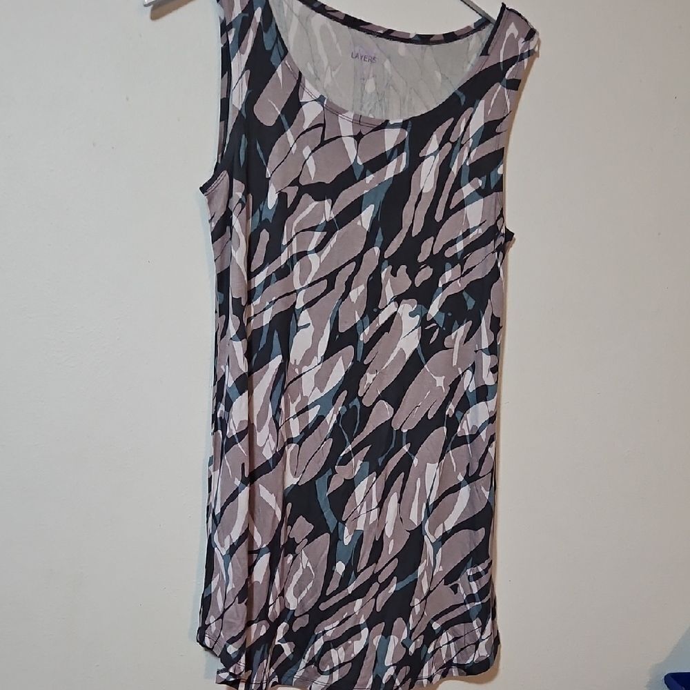Abstract Patterned Sleeveless Blouse